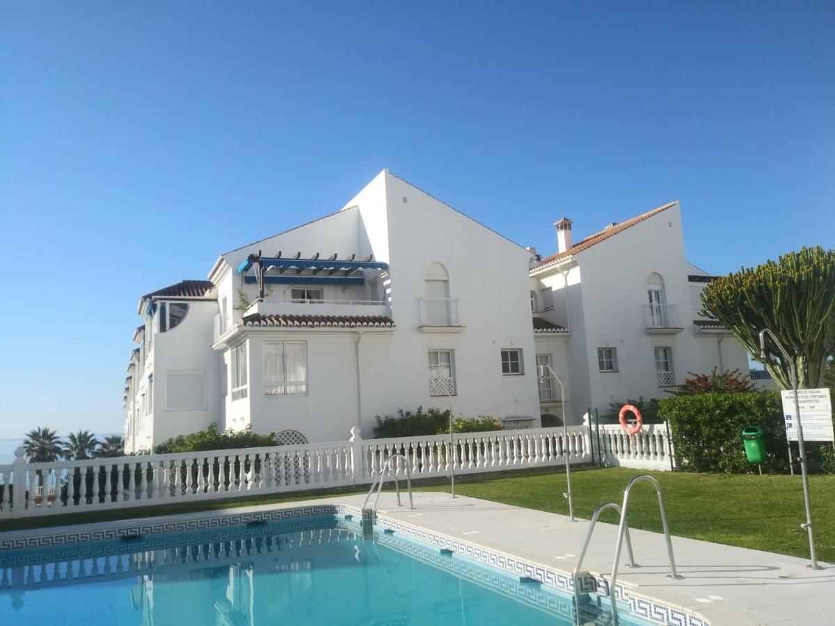 Апартаменты Nerja Solymar Экстерьер фото