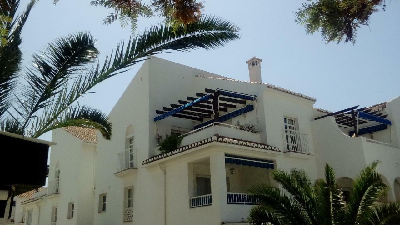 Апартаменты Nerja Solymar Экстерьер фото